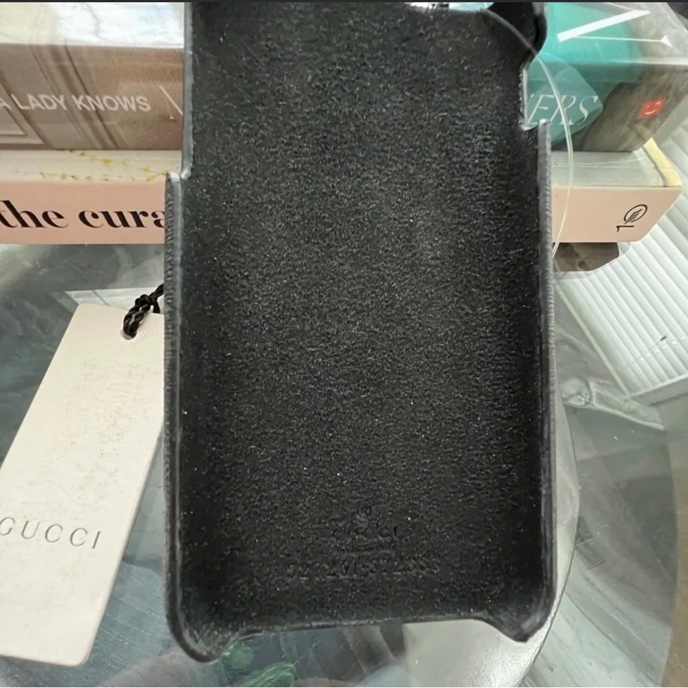 Gucci Supreme wolf IPhone 7 case - Picture 3 of 5